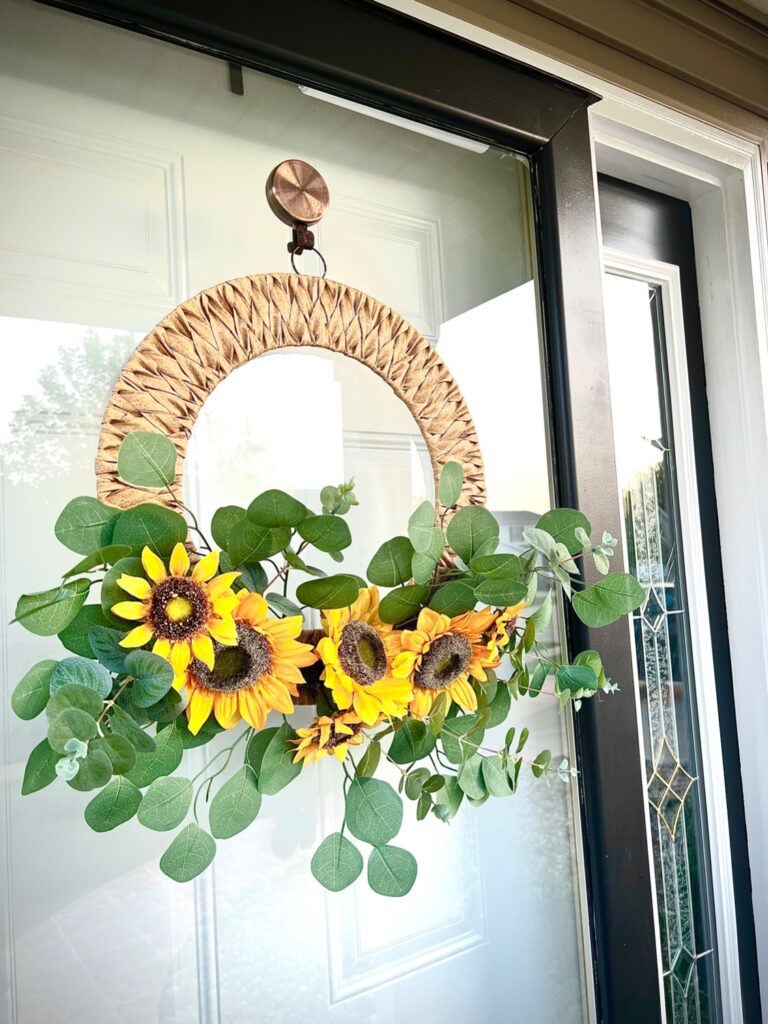 how to decorate a small porch for summer