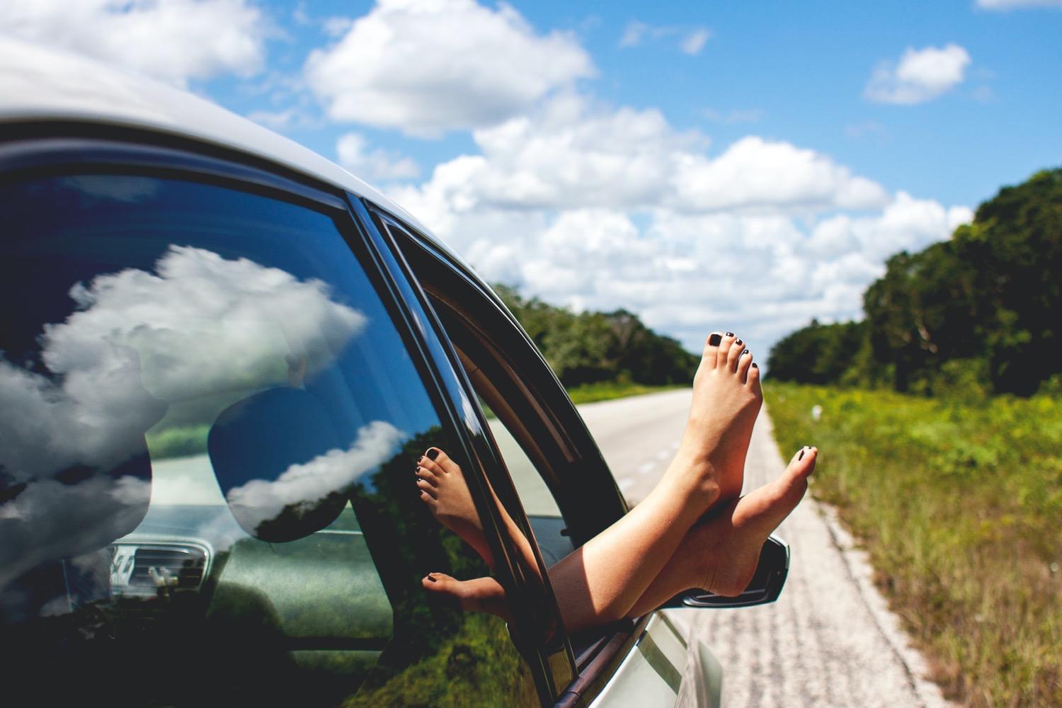 how to get soft smooth feet at home