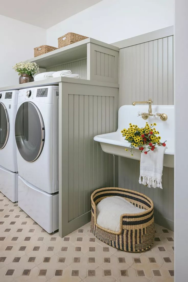 simple laundry room ideas