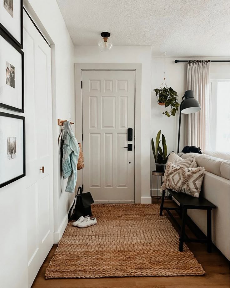 small entryway bench ideas